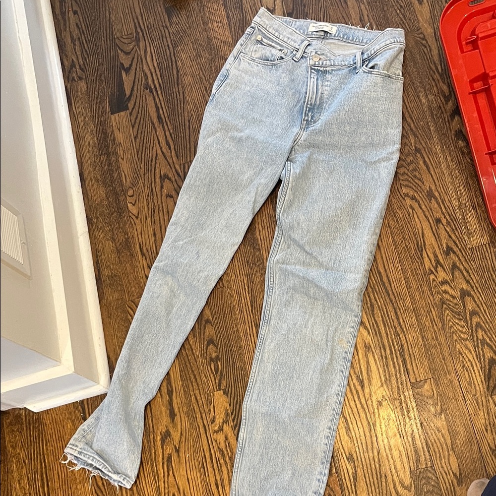 Abercrombie & Fitch Light Wash Straight Leg Jeans